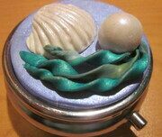 Seashell pillbox